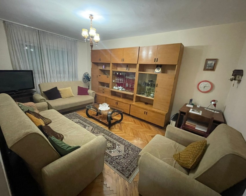 Apartment for rent close to Central Post Office, Tirane